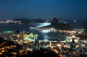 passear a noite no Rio de Janeiro